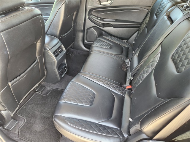 2023 Black Metallic Ford Edge Titanium AWD SUV