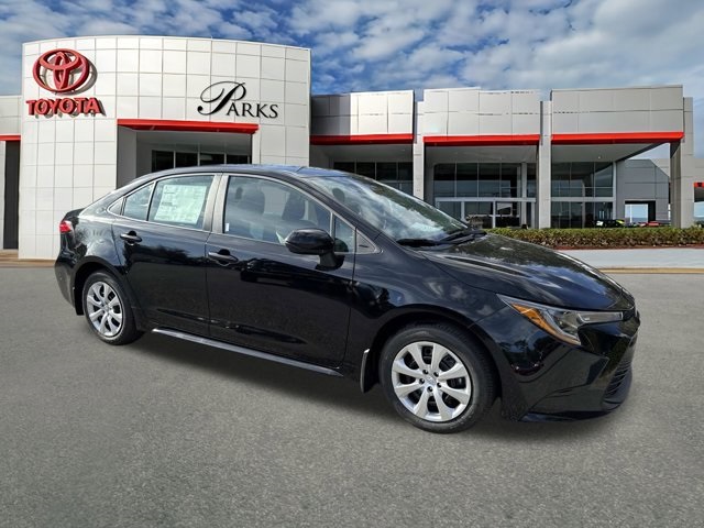 2026 Toyota Corolla LE's photo