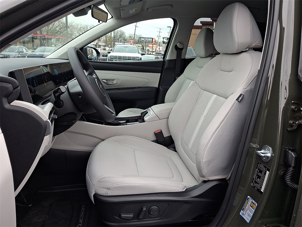 new 2026 Hyundai Tucson car, priced at $33,798