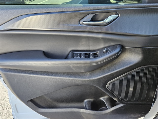 2024 Jeep Grand Cherokee Laredo 4x2