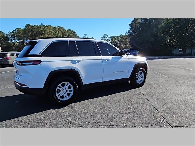 2024 Jeep Grand Cherokee Laredo 4x2