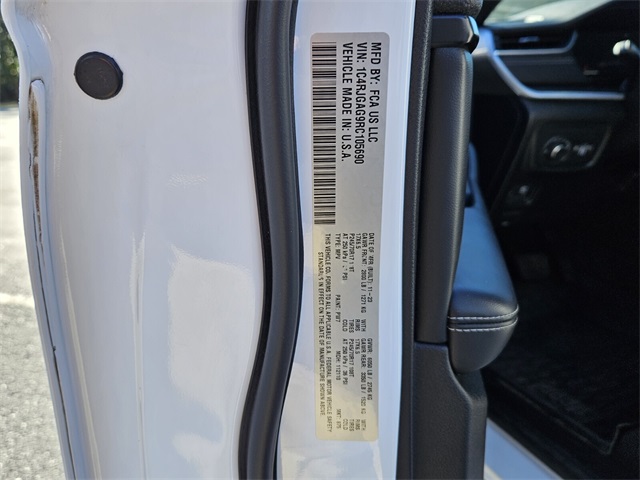 2024 Jeep Grand Cherokee Laredo 4x2