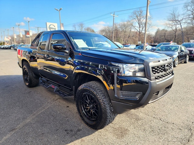 2025 Nissan Frontier SV's photo