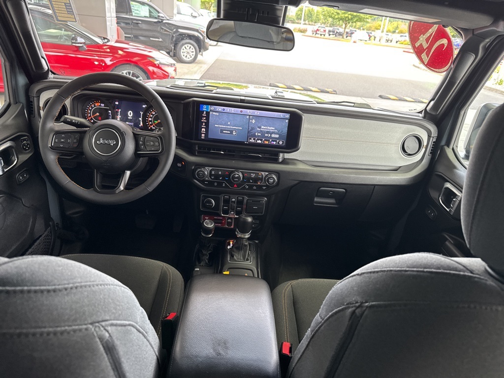 Used 2024 Jeep Wrangler SUV