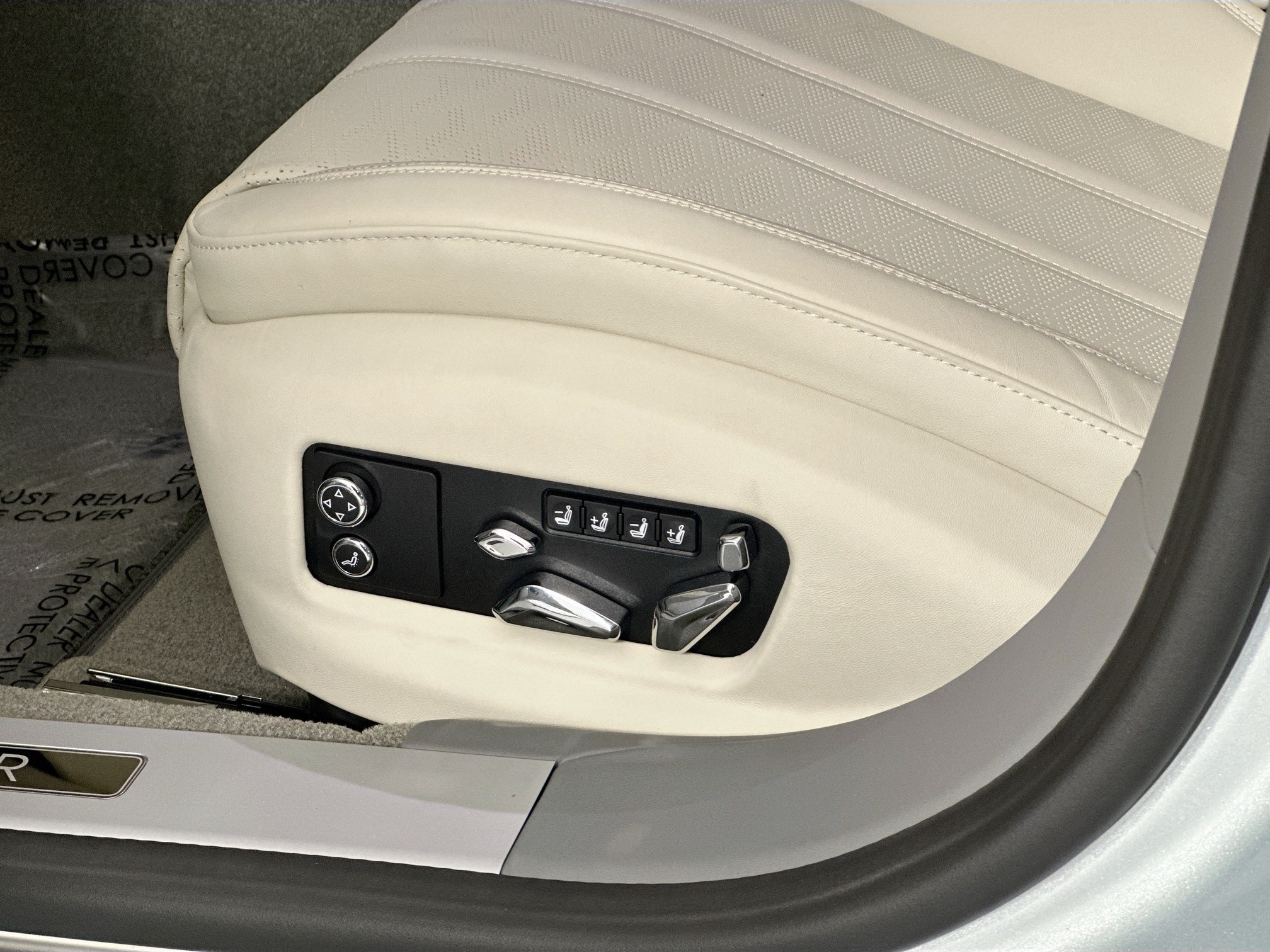 new 2025 Bentley Flying Spur car