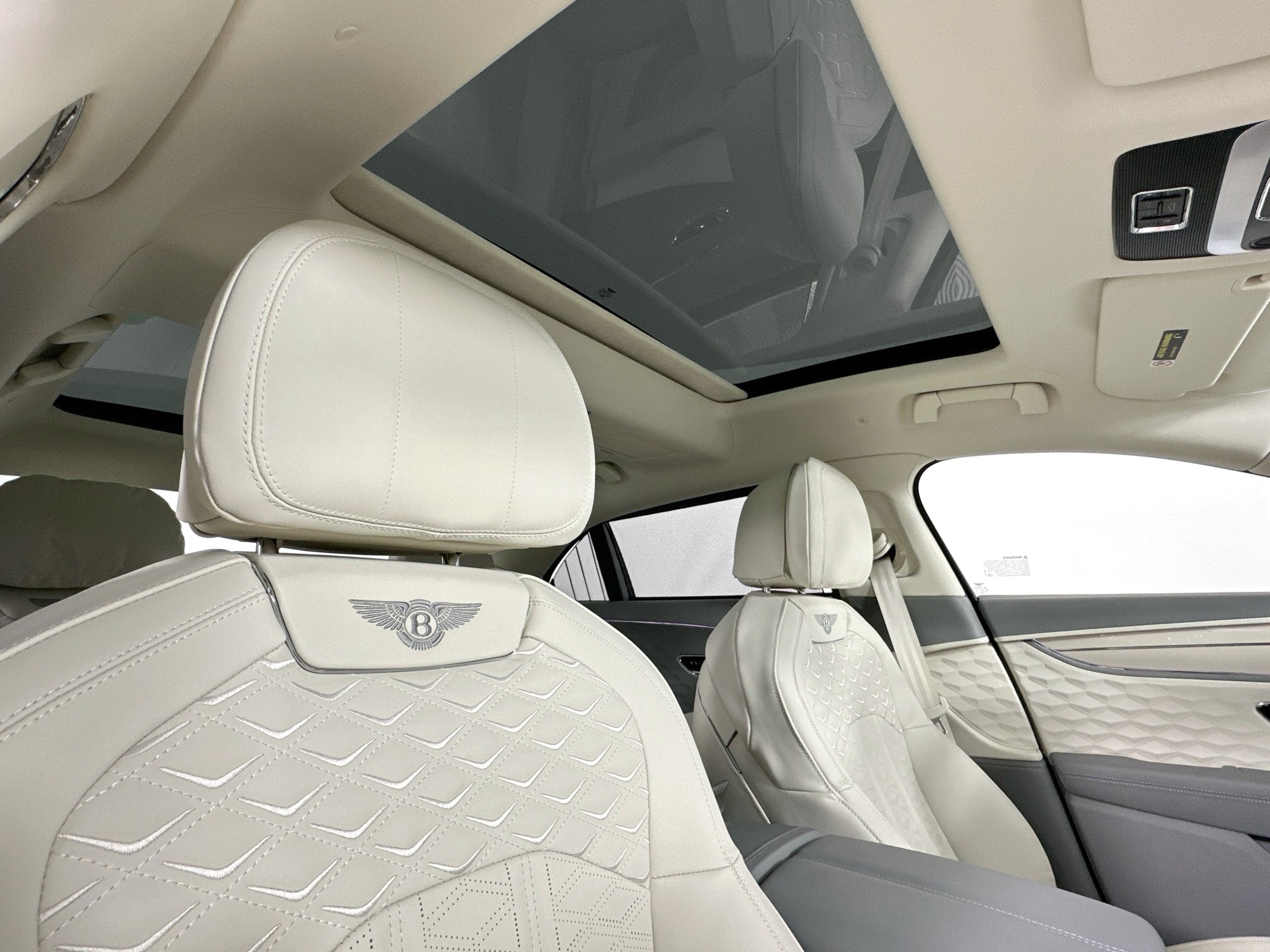 new 2025 Bentley Flying Spur car