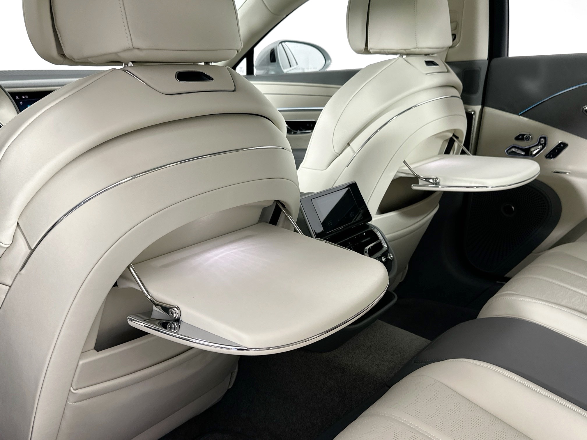 new 2025 Bentley Flying Spur car