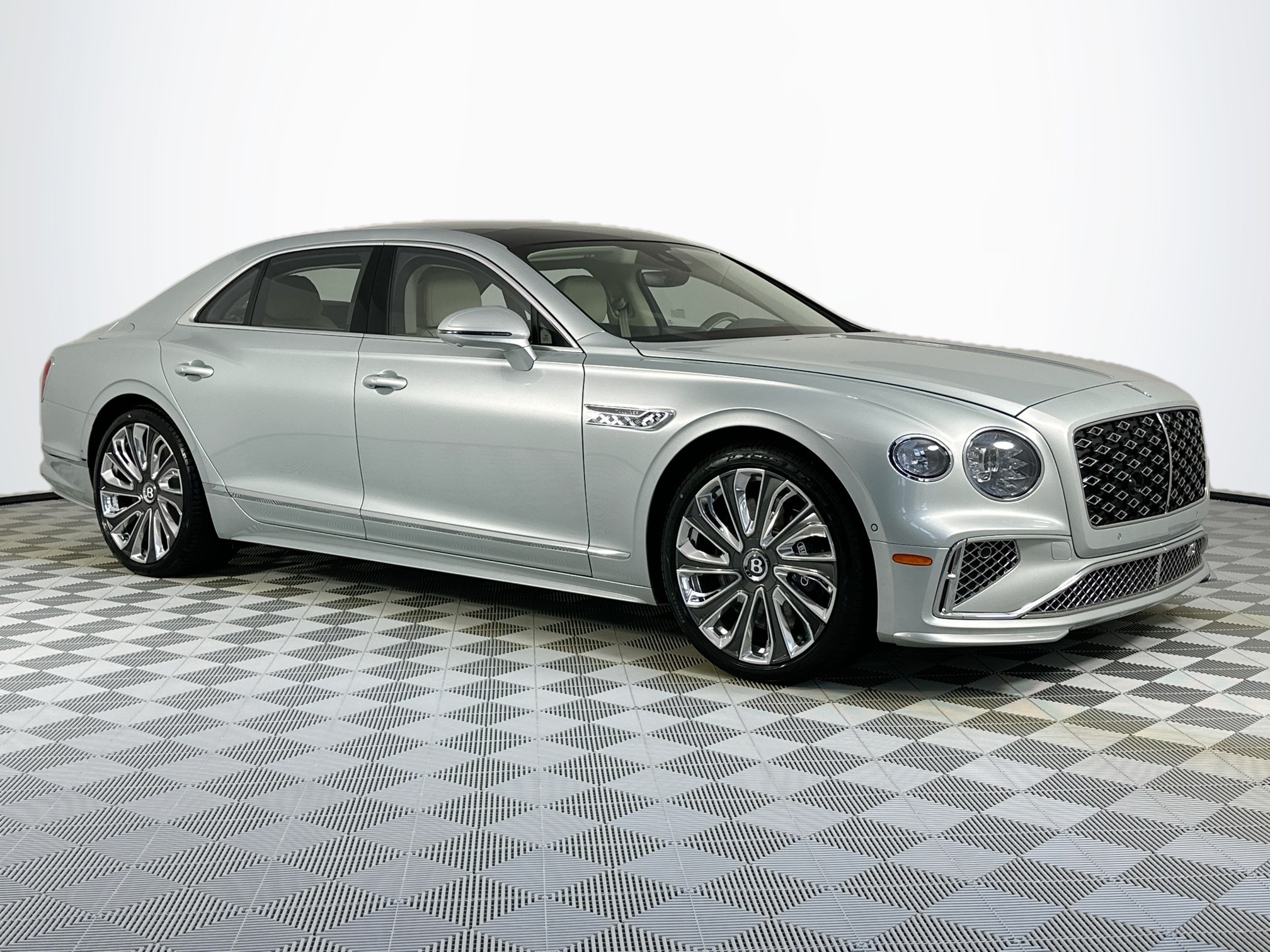 new 2025 Bentley Flying Spur car