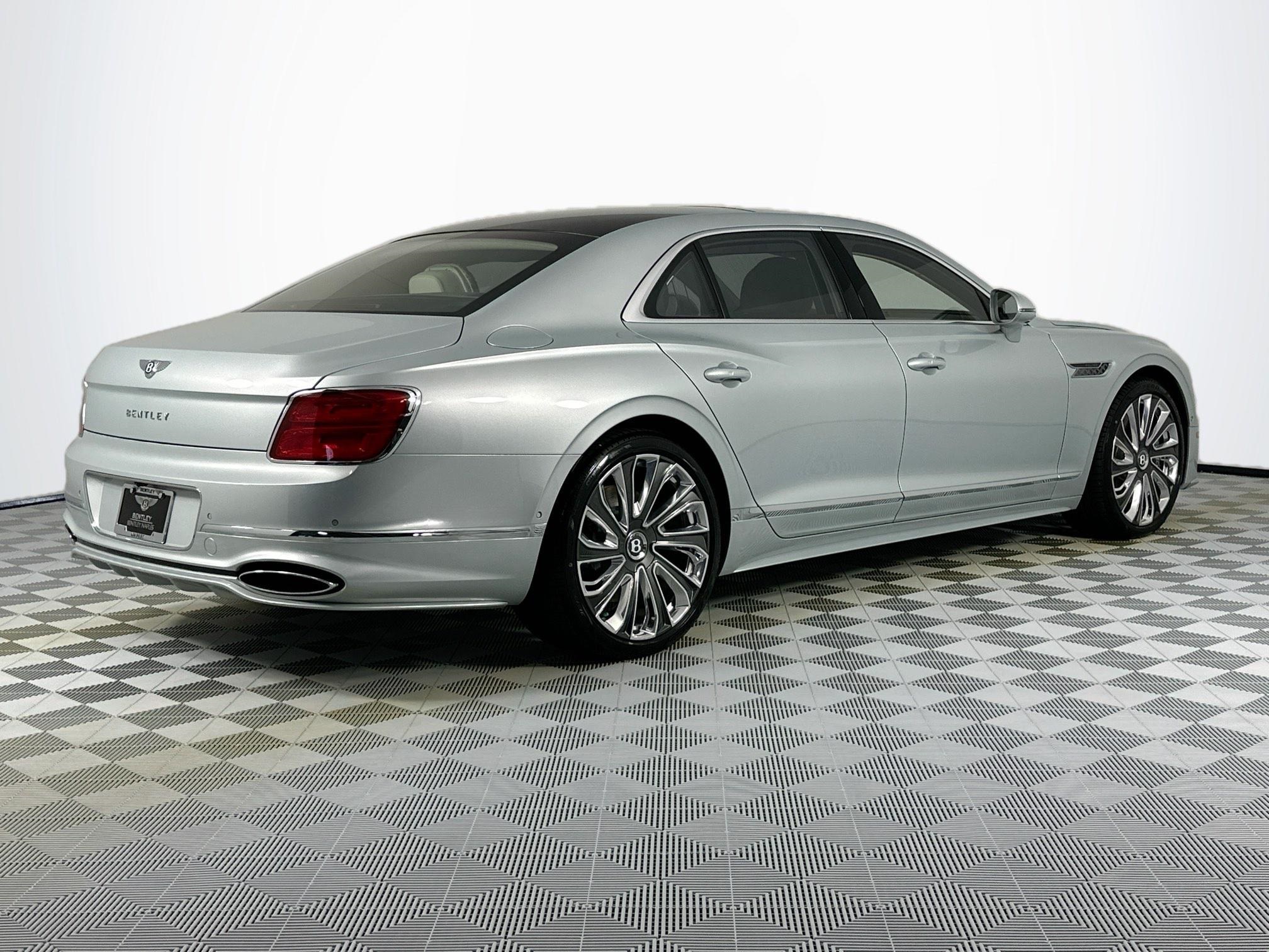 new 2025 Bentley Flying Spur car