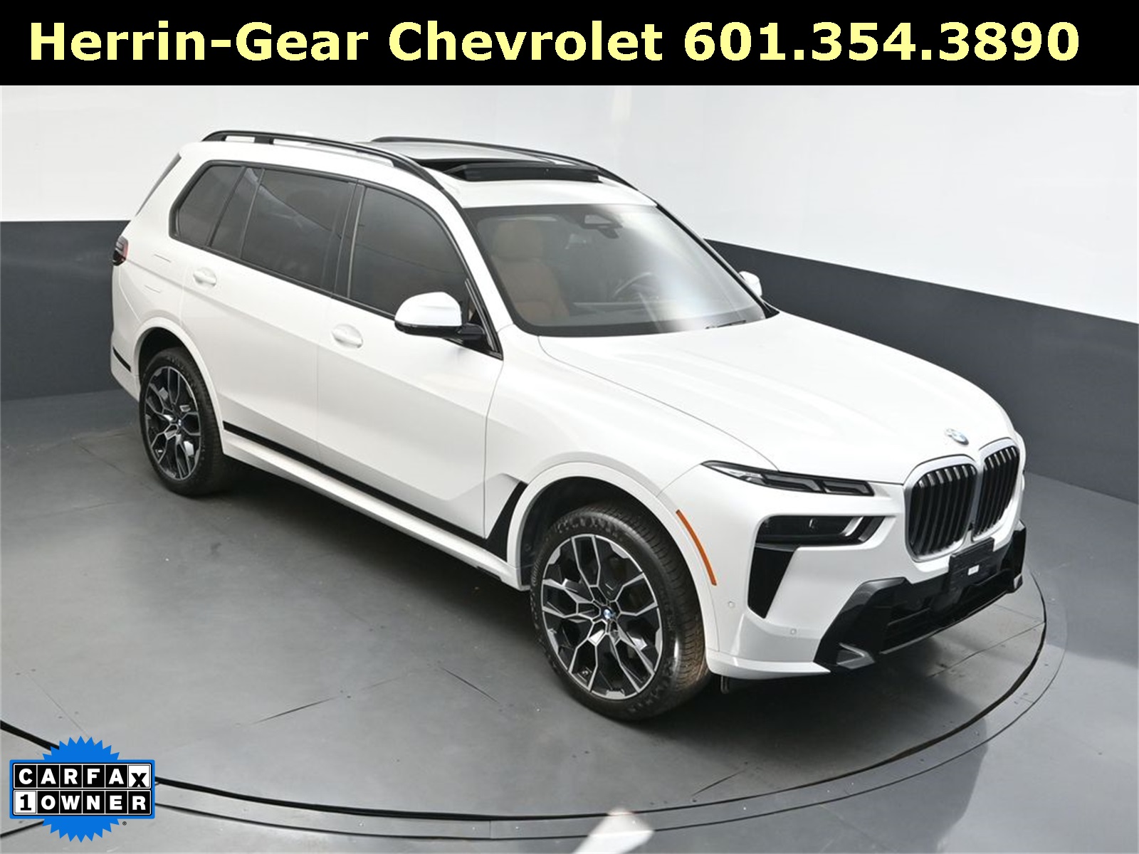 2024 White Metallic BMW X7 xDrive40i SUV