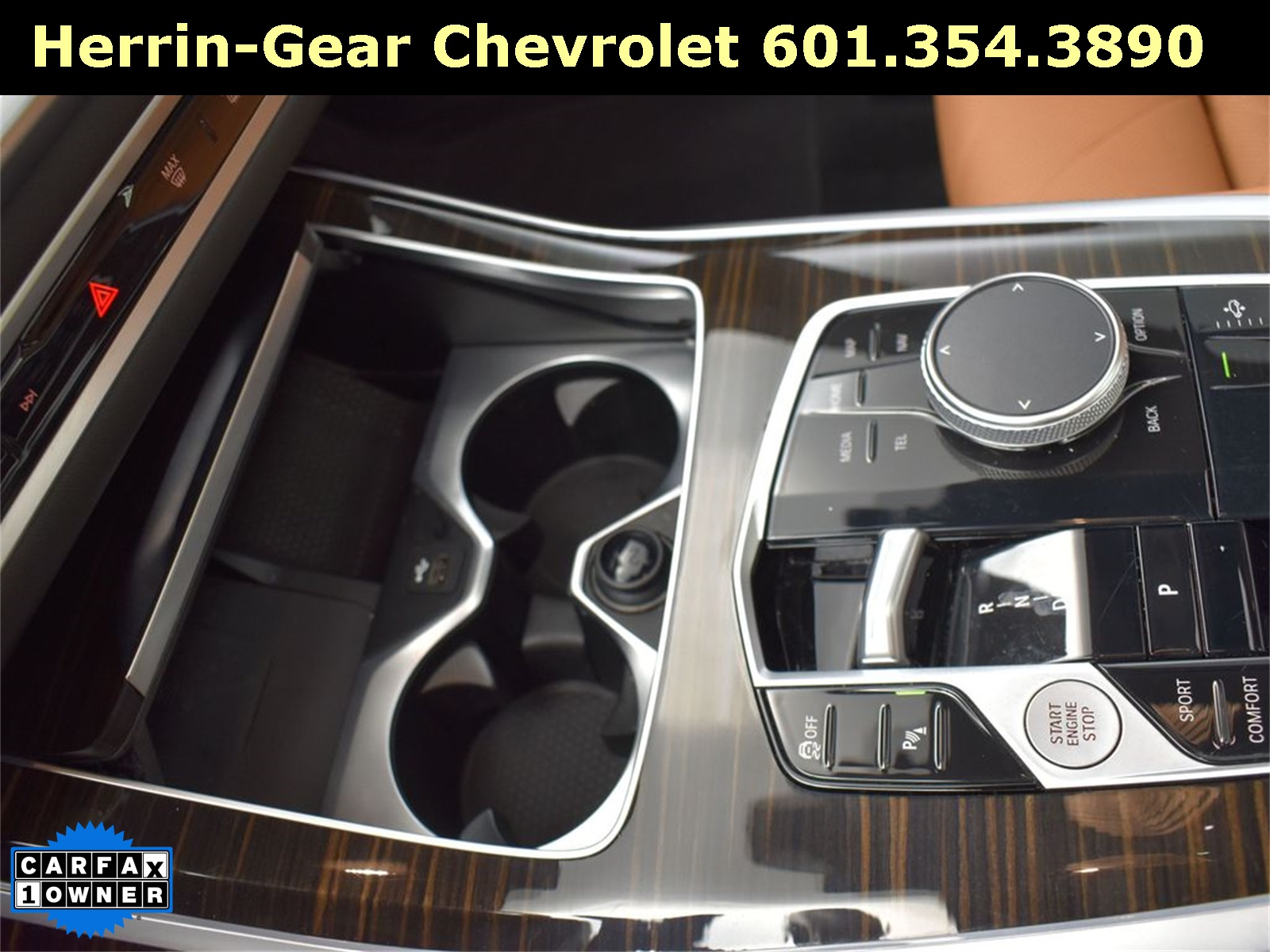 2024 White Metallic BMW X7 xDrive40i AWD SUV