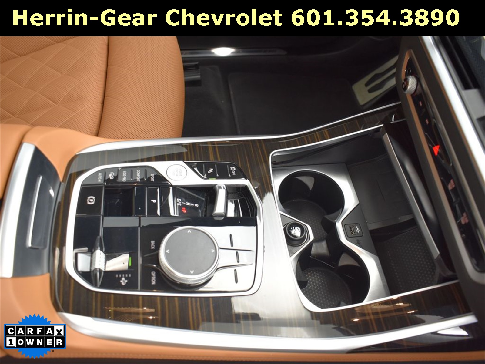 2024 White Metallic BMW X7 xDrive40i AWD SUV