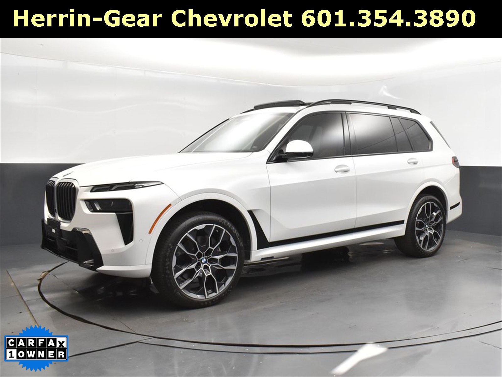 2024 White Metallic BMW X7 xDrive40i AWD SUV