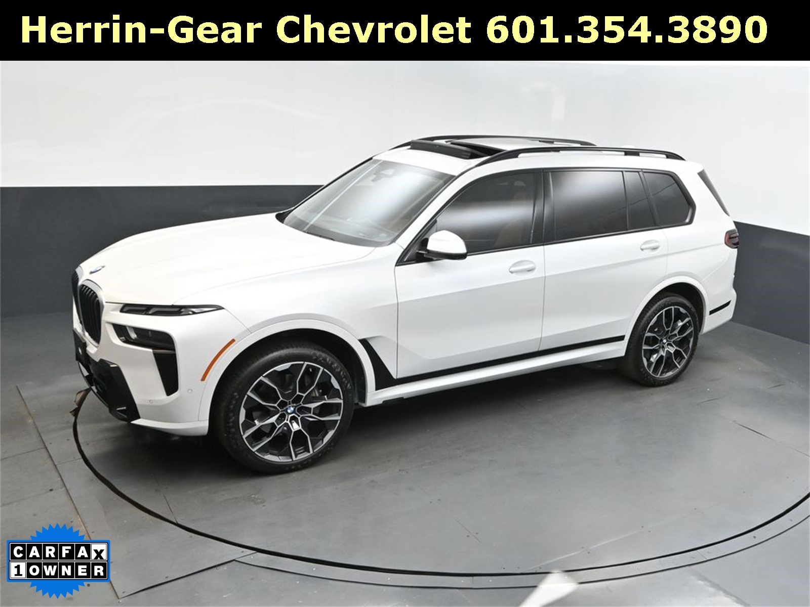 2024 White Metallic BMW X7 xDrive40i AWD SUV