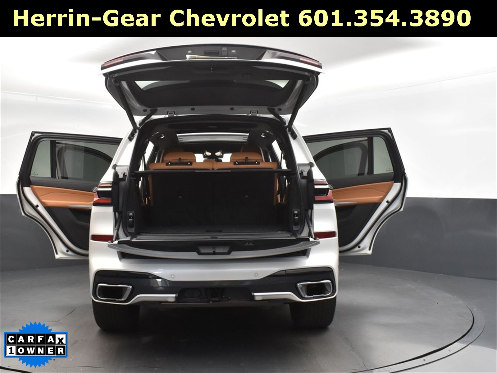 2024 White Metallic BMW X7 xDrive40i AWD SUV