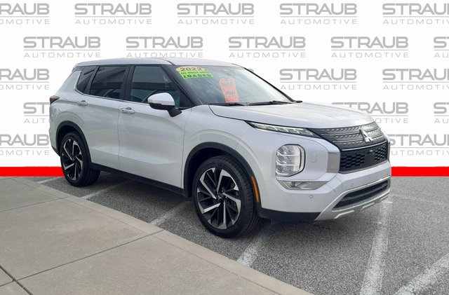 2022 Mitsubishi Outlander SE