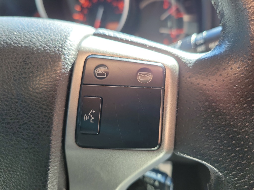 used 2013 Toyota 4Runner car, priced at $15,998