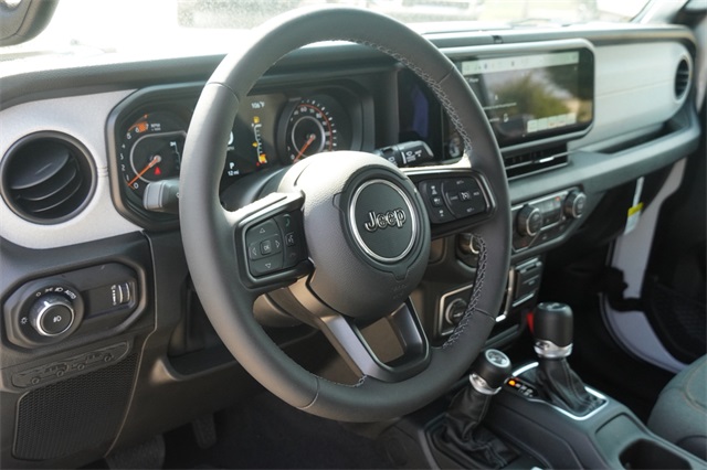 2025 Jeep Wrangler Sport S photo 15