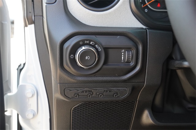 2025 Jeep Wrangler Sport S photo 18