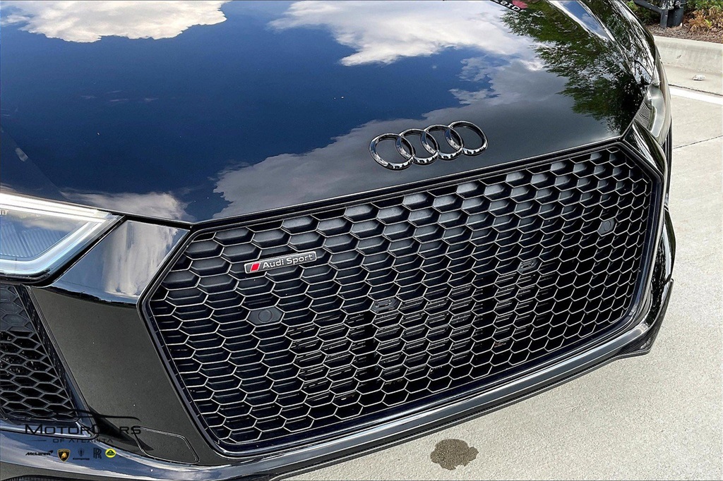 2018 Black Metallic Audi R8 Coupe 5.2 Plus quattro AWD Coupe