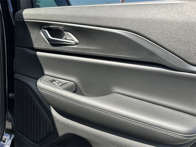 2025 Jeep Grand Cherokee Laredo X photo 16