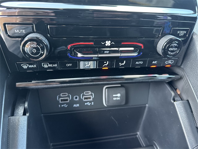 2025 Jeep Grand Cherokee Laredo X photo 28