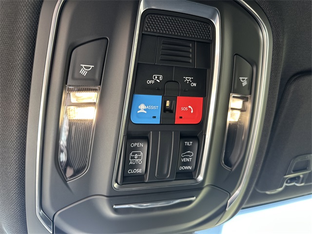 2025 Jeep Grand Cherokee Laredo X photo 30