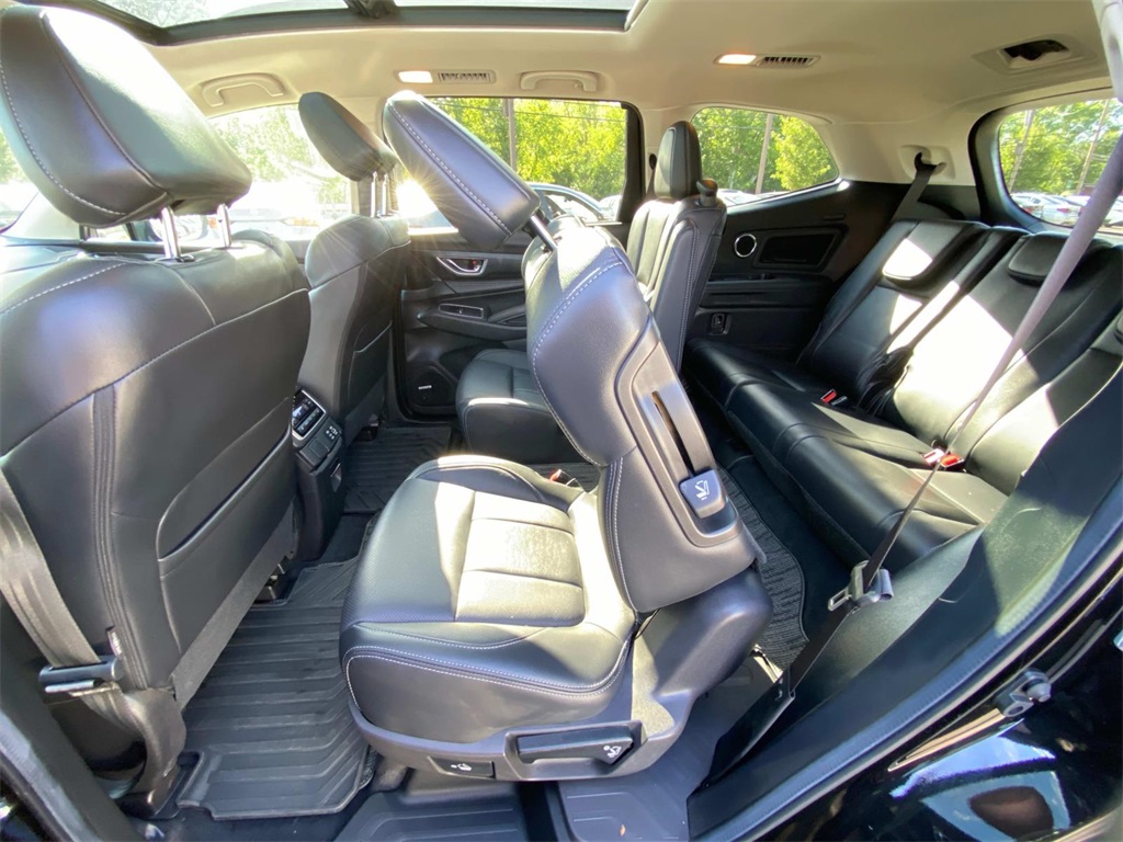 2024 Crystal Black Silica Subaru Ascent Limited AWD SUV