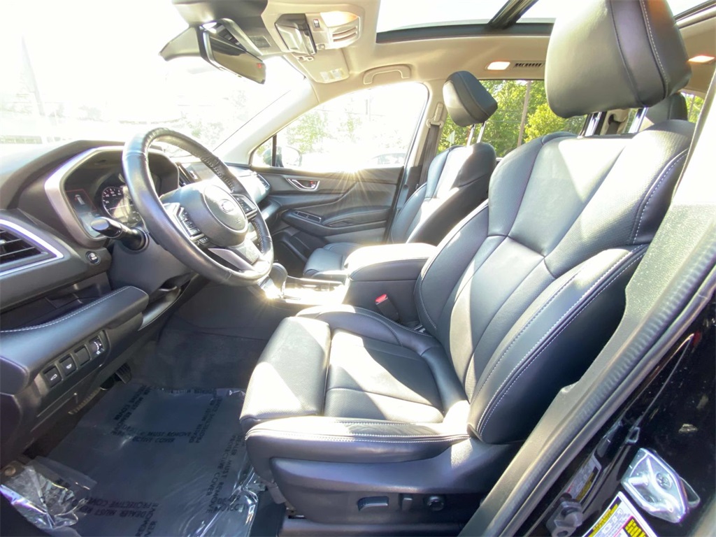 2024 Crystal Black Silica Subaru Ascent Limited AWD SUV