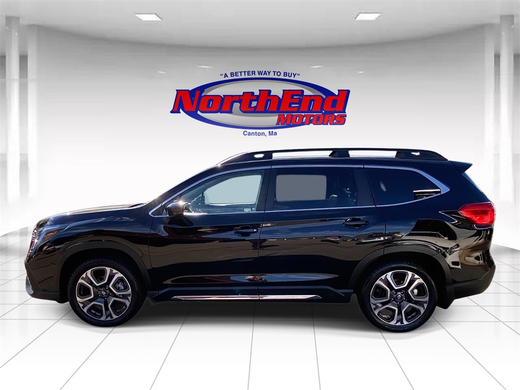 2024 Crystal Black Silica Subaru Ascent Limited AWD SUV