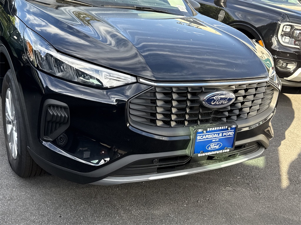 2025 Ford Escape Active photo 6