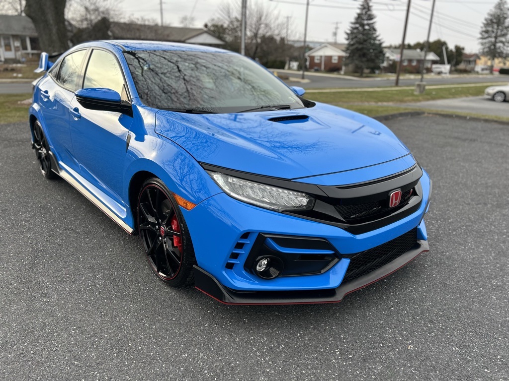 2021 Honda Civic Hatchback Type-R's photo