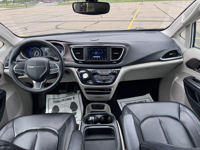 2020 Chrysler Voyager LXi