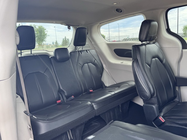 2020 Chrysler Voyager LXi