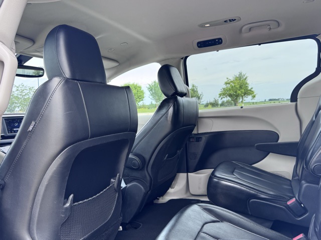 2020 Chrysler Voyager LXi