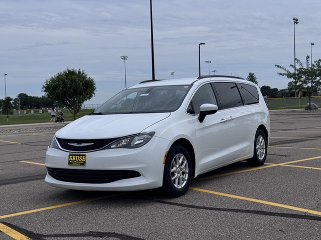 2020 Chrysler Voyager LXi