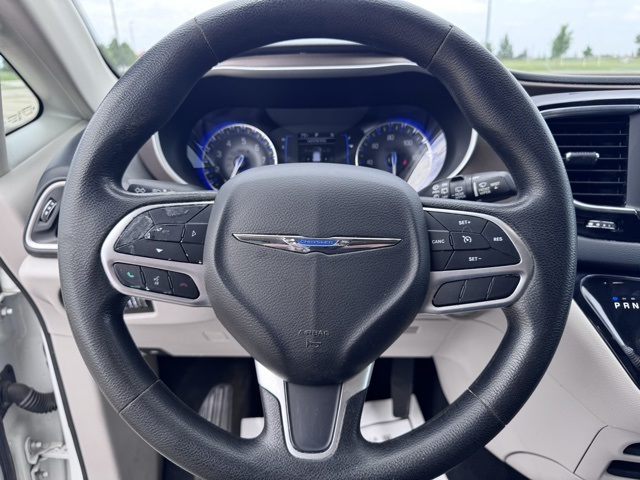 2020 Chrysler Voyager LXi
