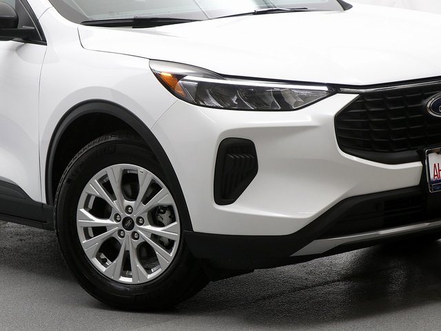2025 Ford Escape Active photo 2