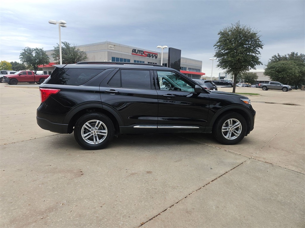 2022 Ford Explorer XLT photo 7