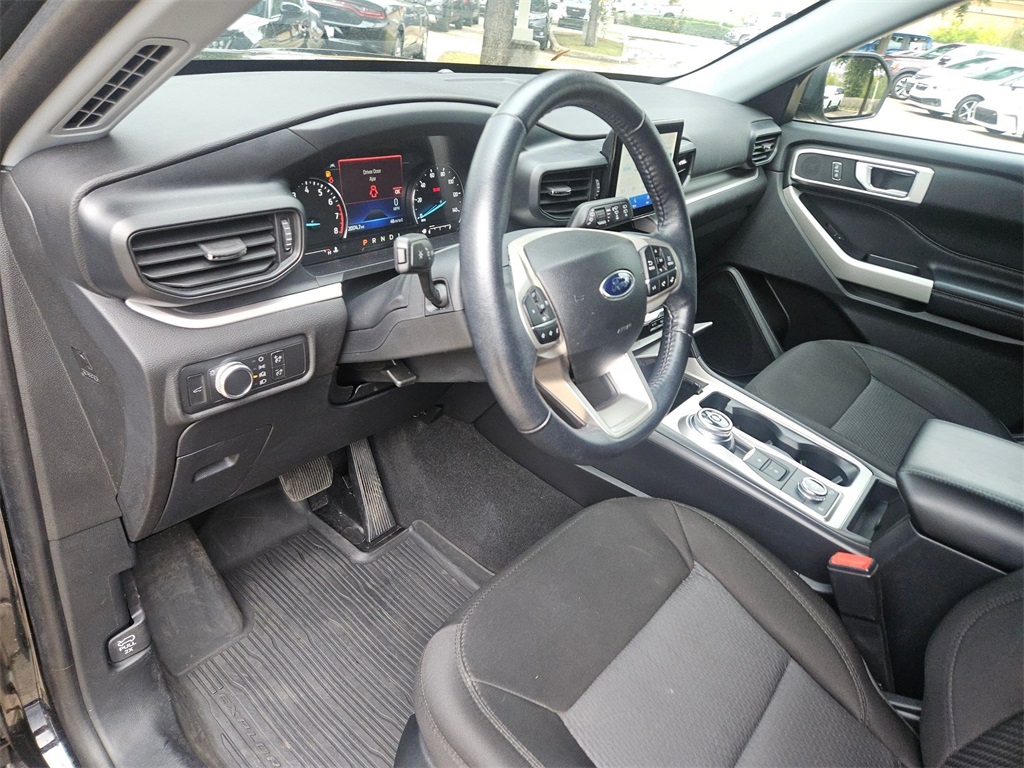 2022 Ford Explorer XLT photo 15