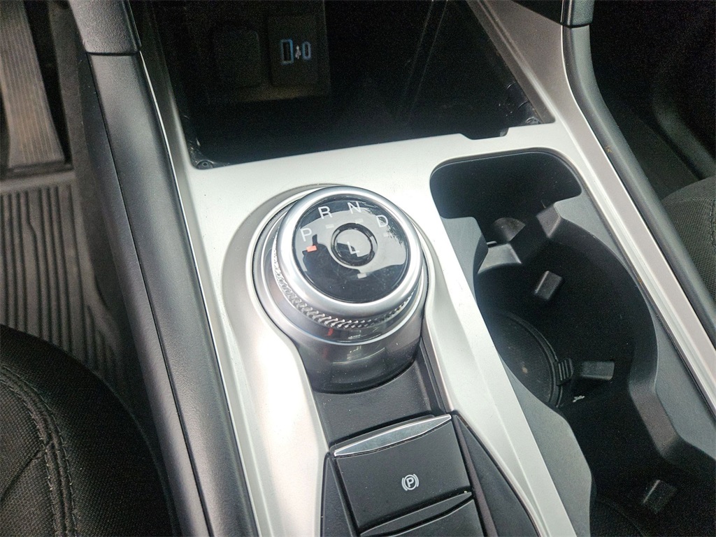 2022 Ford Explorer XLT photo 18