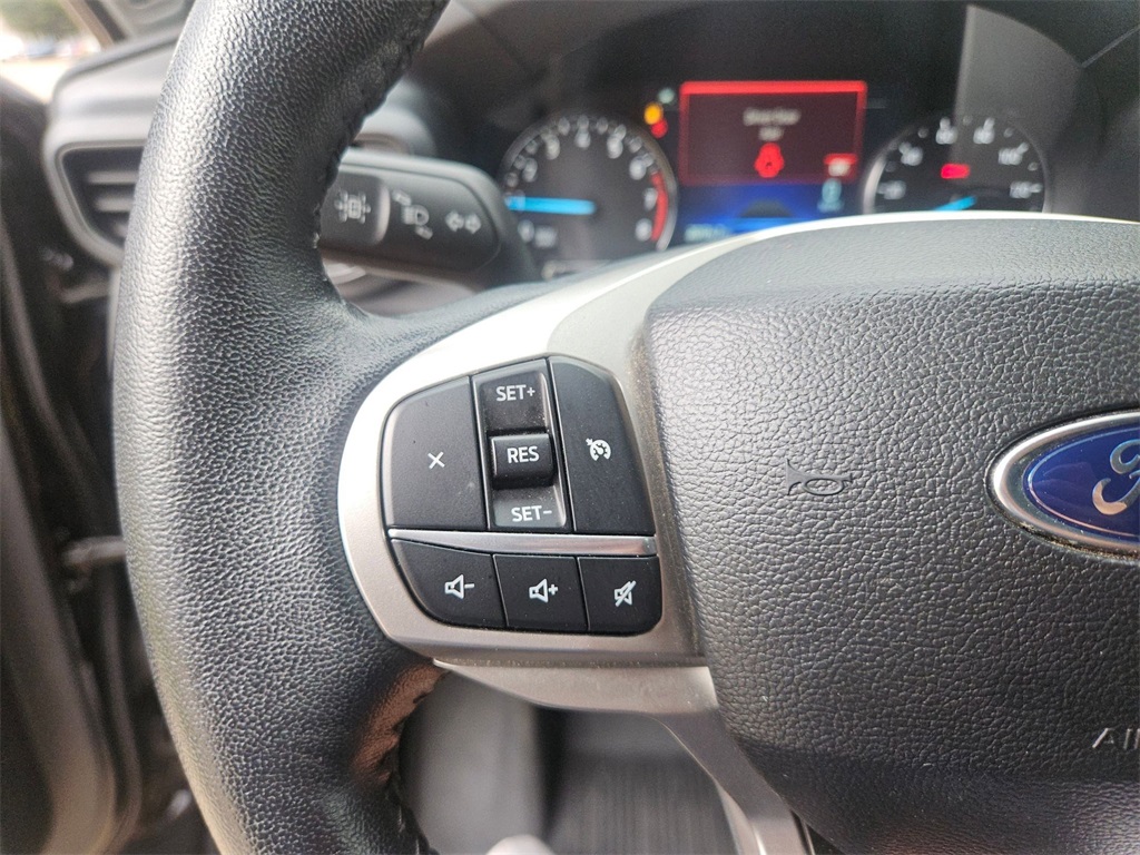 2022 Ford Explorer XLT photo 24