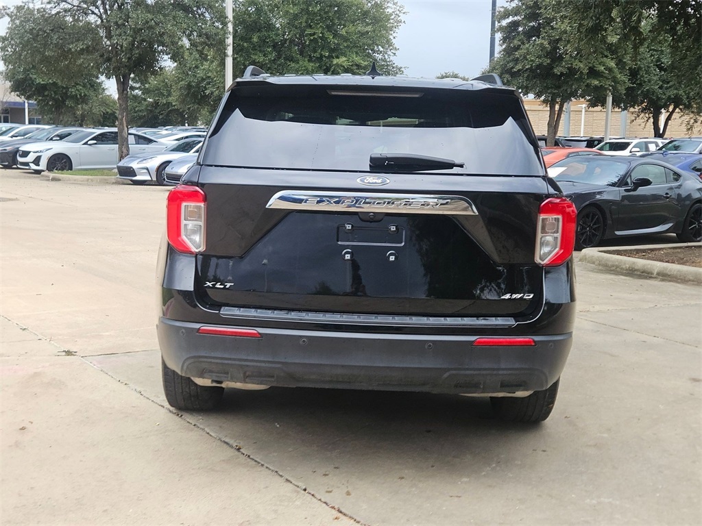 2022 Ford Explorer XLT photo 5