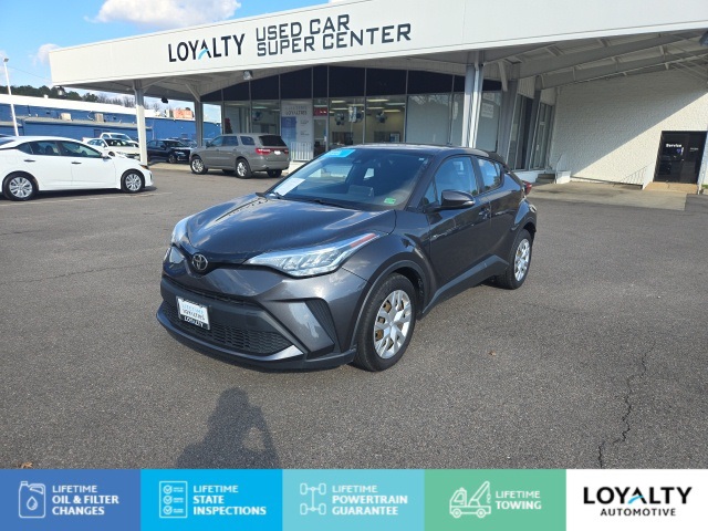 2021 Toyota C-HR LE's photo