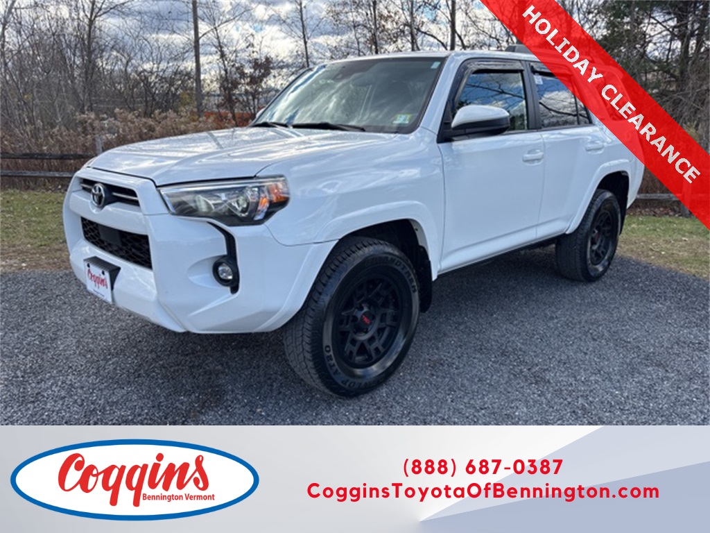 2022 Toyota 4Runner SR5's photo