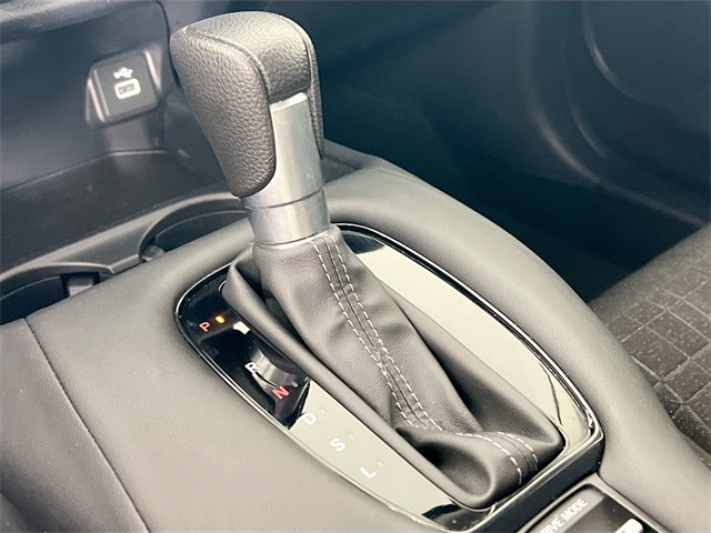 2023 Honda HR-V LX photo 2