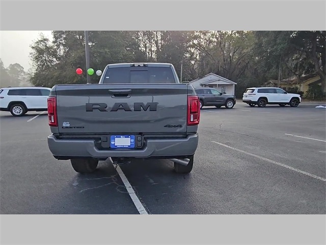 2026 Ram 3500 Limited Crew Cab 4x4 6'4" Box