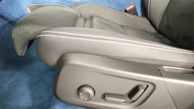 used 2023 Volvo XC40 Recharge Pure Electric car, priced at $31,488