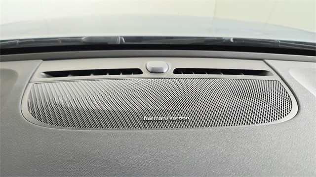 used 2023 Volvo XC40 Recharge Pure Electric car, priced at $31,488