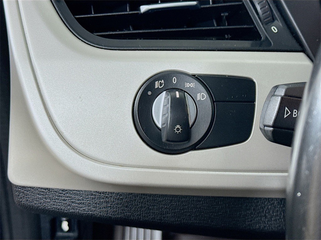 Photo of 2015 BMW Z4 sDrive28i in Myrtle Beach, SC - 10,  2015 BMW Z4 sDrive28i:3894Y